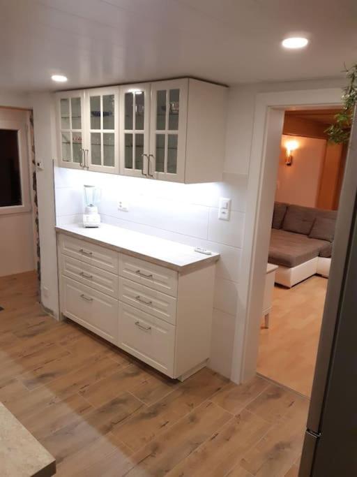 Apartment Chalet Im Sunnigen Usblick 벤겐 외부 사진