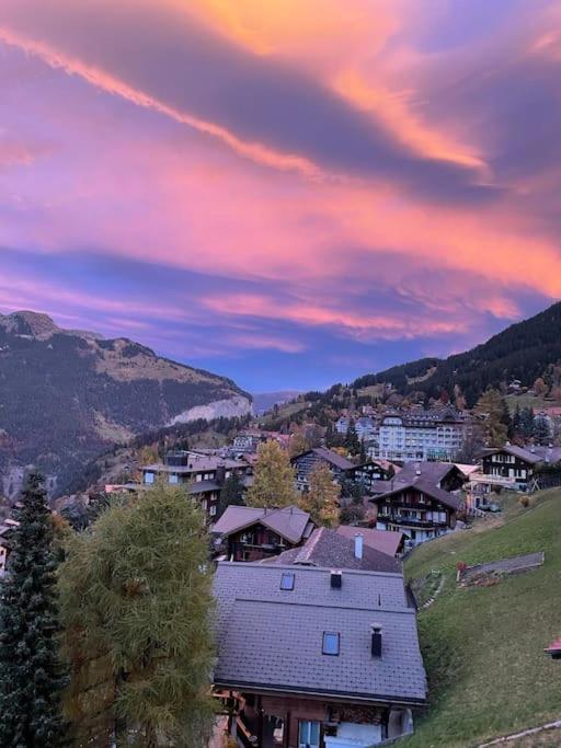 Apartment Chalet Im Sunnigen Usblick 벤겐 외부 사진